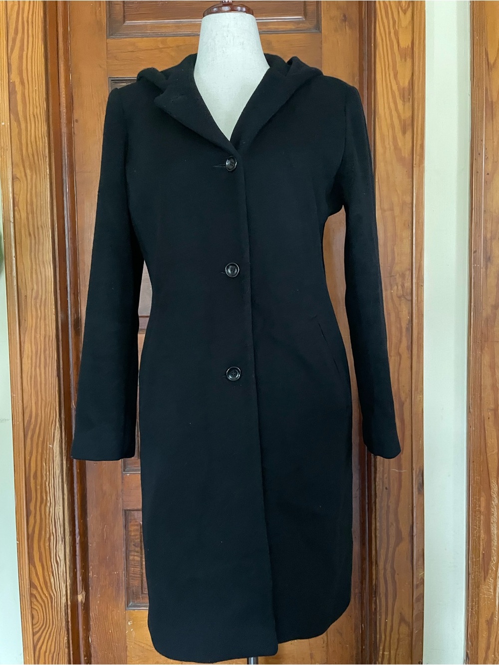 Albert Nipon Black Single-Breasted Hooded Coat